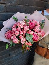 Букет цветов из:  Розы в Архонскую