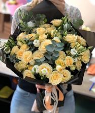 Букет цветов из:  Розы и Лизиантусы в Архонскую